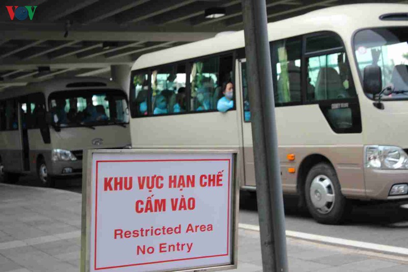 cang hang khong quoc te can tho don chuyen bay dua cong dan ve nuoc hinh 9