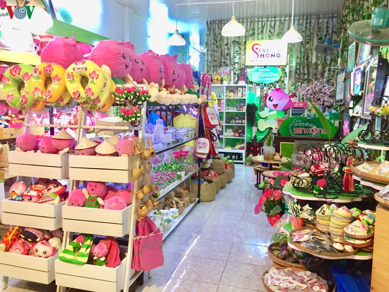 nhung cua hang dac san mang thuong hieu dong thap hinh 1