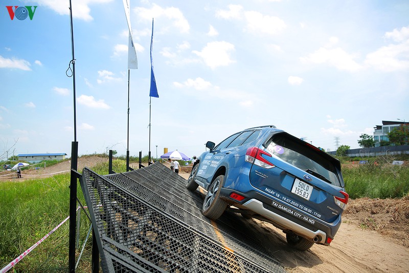 thu kha nang loi bun va chiu van xoan cua subaru forester hinh 6