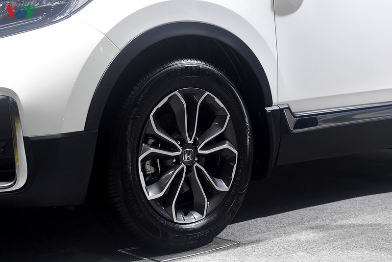 honda cr-v 2020 chot gia tu 998 trieu dong tai viet nam hinh 4