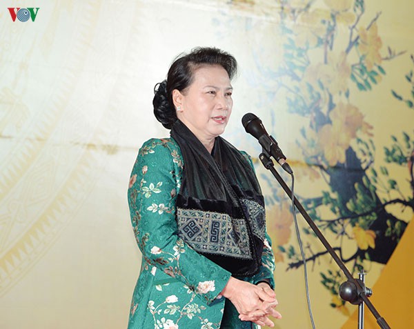 chu tich quoc hoi chuc tet cac co quan quoc hoi, van phong quoc hoi hinh 1