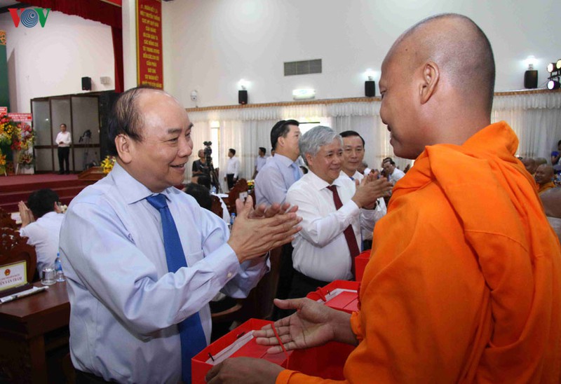 anh: thu tuong du tet co truyen chol chnam thmay cua dong bao khmer hinh 6