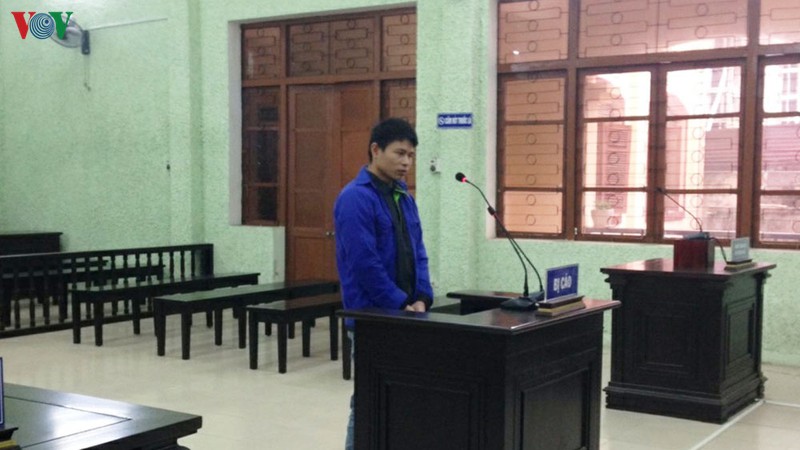 ke hiep dam con gai ruot linh an 17 nam tu hinh 1