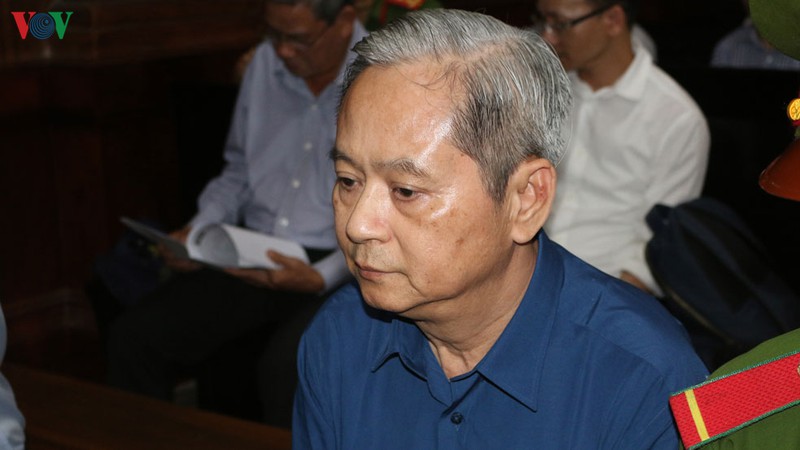 bi cao nguyen huu tin de nghi xem xet lai cao buoc vai tro chu muu hinh 1