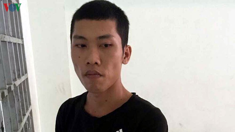 tam giu ke cuop, hiep dam nguoi phu nu trong nha ve sinh o binh duong hinh 1