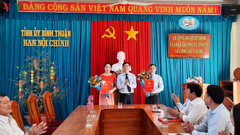 ong nguyen van tam giu chuc truong ban noi chinh tinh uy binh thuan  hinh 1