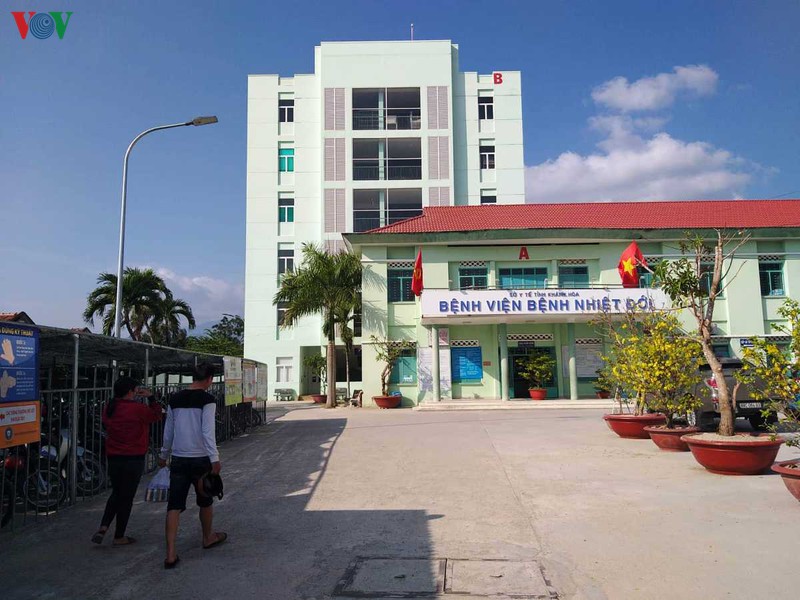 khanh hoa tang cuong kiem soat covid-19 du da cong bo het dich hinh 3
