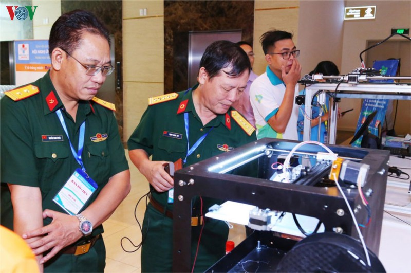 tphcm chuan bi thu nghiem robot khu khuan phong cach ly       hinh 1