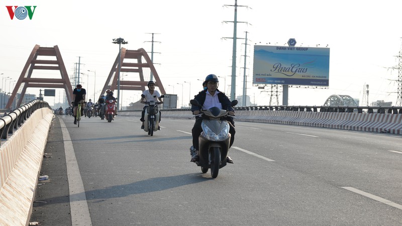 khong deo khau trang ra duong, tu tap giua mua dich o tphcm hinh 11
