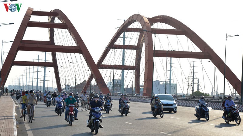 khong deo khau trang ra duong, tu tap giua mua dich o tphcm hinh 14