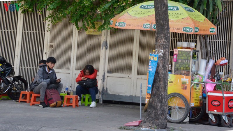 khong deo khau trang ra duong, tu tap giua mua dich o tphcm hinh 7