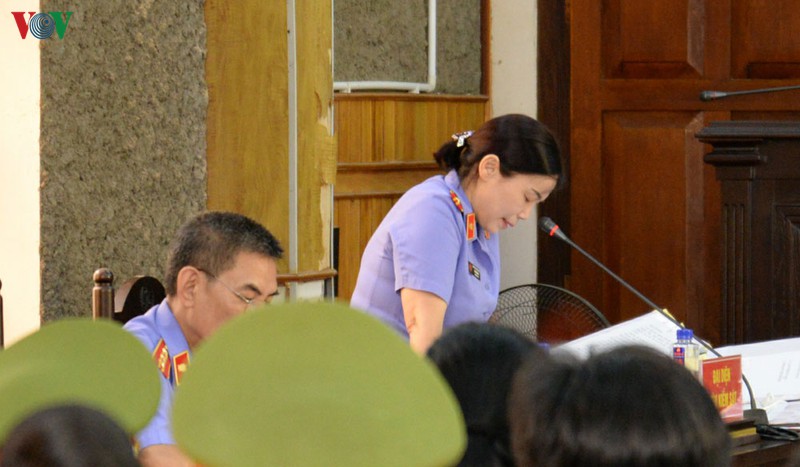 anh: xet xu so tham 12 bi cao trong vu gian lan diem thi o son la  hinh 8