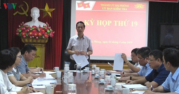 xem xet, ky luat nhieu lanh dao quan hong bang va so gd-dt hai phong hinh 1