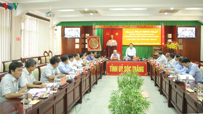 ​soc trang: noi thi diem bau bi thu cap uy deu dat ty le phieu rat cao hinh 2