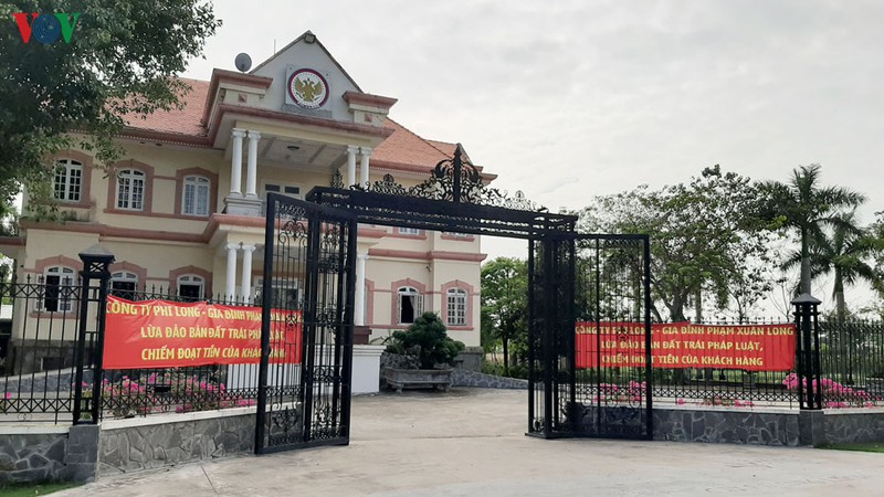 khoi to vu an lua dao chiem doat tai san xay ra tai cong ty phi long hinh 1
