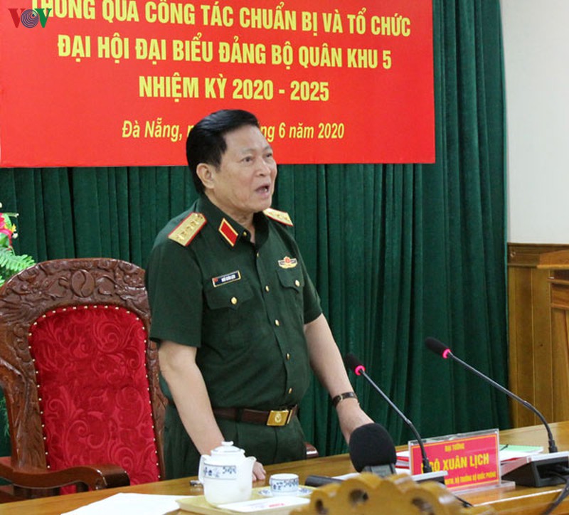 thuong vu quan uy tw thong qua cong tac chuan bi dh dang bo quan khu v hinh 1