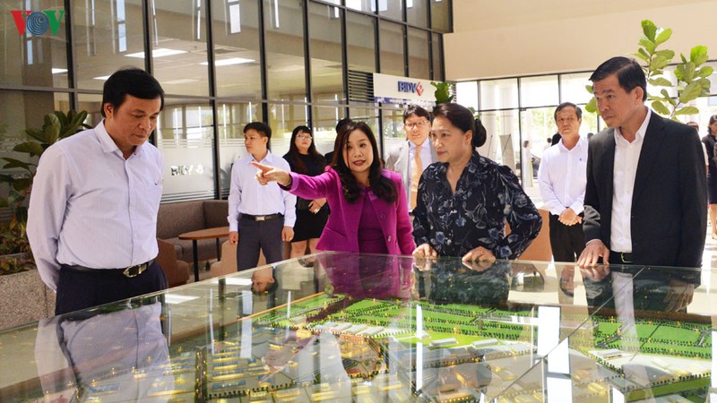 chu tich quoc hoi tham cang quoc te tan cang – cai mep hinh 3