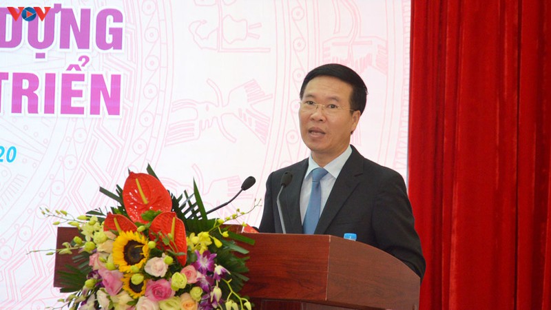 tap chi cong san phai la "vu khi sac ben" cua cong tac tu tuong hinh 2
