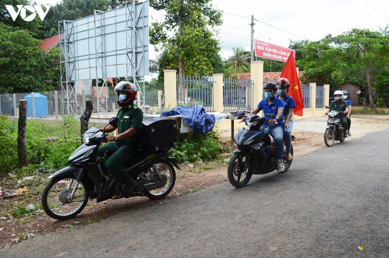 bien phong dak lak tang cuong tuyen truyen phong, chong dich covid-19 hinh 3