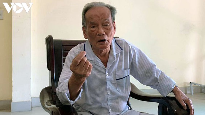 cach mang thang tam o hue: dau cham het cho che do phong kien  hinh 1