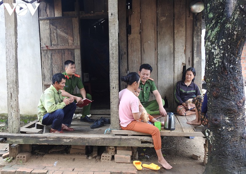 dak me - diem nong ma tuy o vung bien gioi kon tum hinh 4
