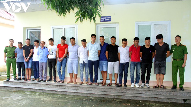 mo song bac trong cay xang, 14 doi tuong bi bat giu hinh 1