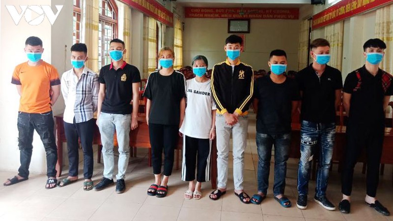 hai thanh nien tu vong, nghi do soc ma tuy trong quan karaoke hinh 1