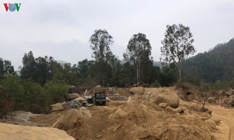 doanh nghiep lien tiep tai pham khai thac khoang san trai phep hinh 3