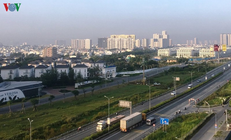 thi truong bat dong san tai tphcm "truot doc" vi dich covid-19 hinh 2