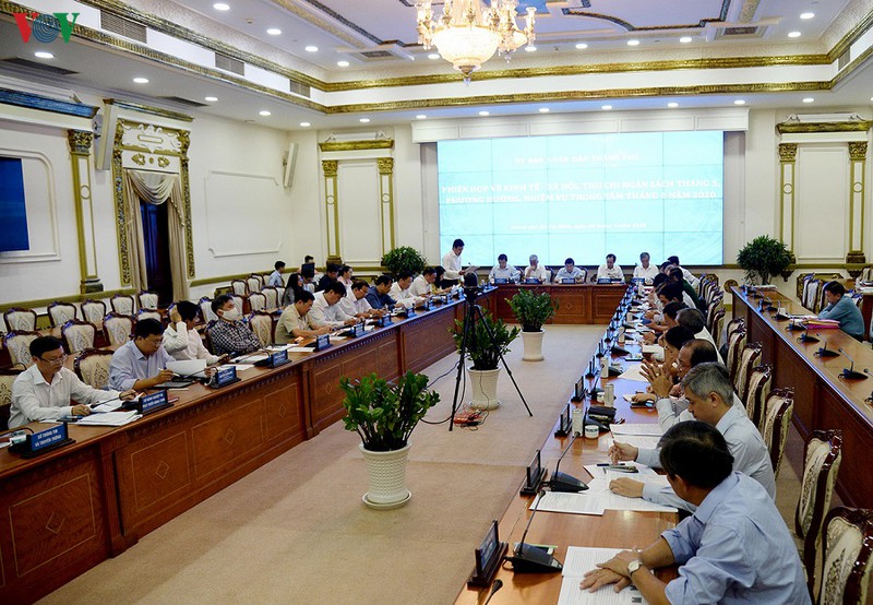 tphcm day manh kich cau de giai quyet hang ton kho, thuc day san xuat hinh 2