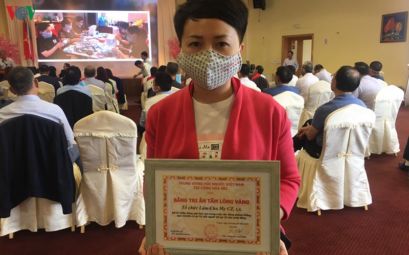 vinh danh to chuc va ca nhan trong phong chong dich covid-19 tai sec hinh 3