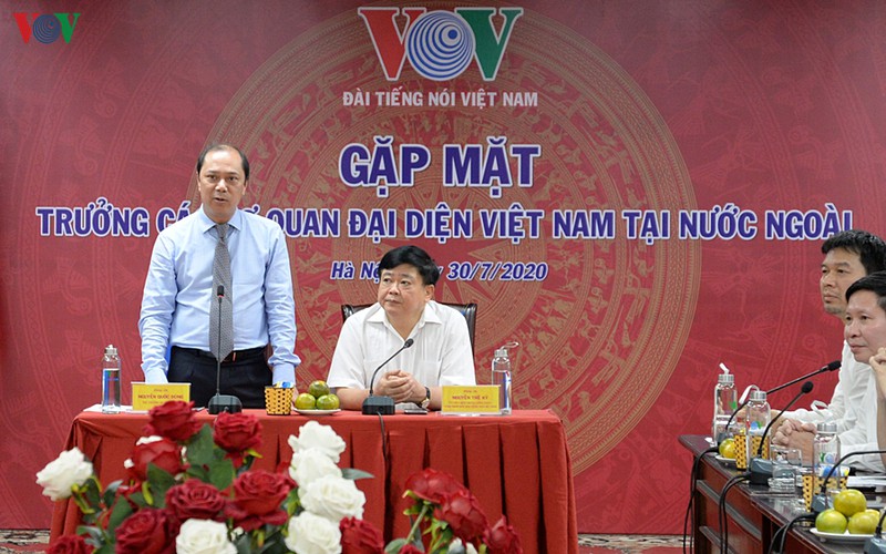 vov gap mat truong cac co quan dai dien viet nam tai nuoc ngoai  hinh 2