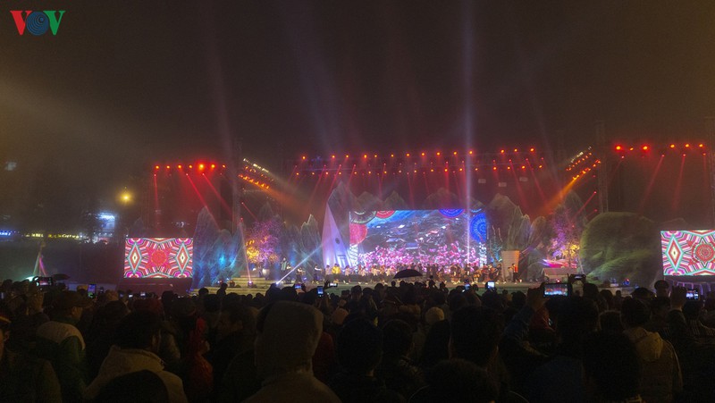 lao cai to chuc le cong bo thanh lap thi xa sa pa hinh 2