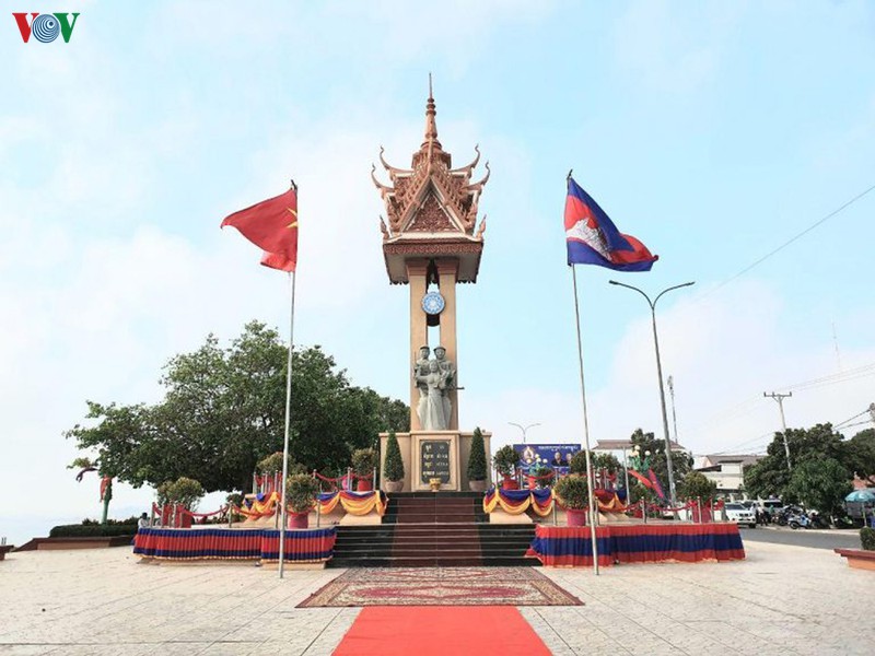 khanh thanh dai huu nghi viet nam-campuchia tai tinh kampong cham hinh 1