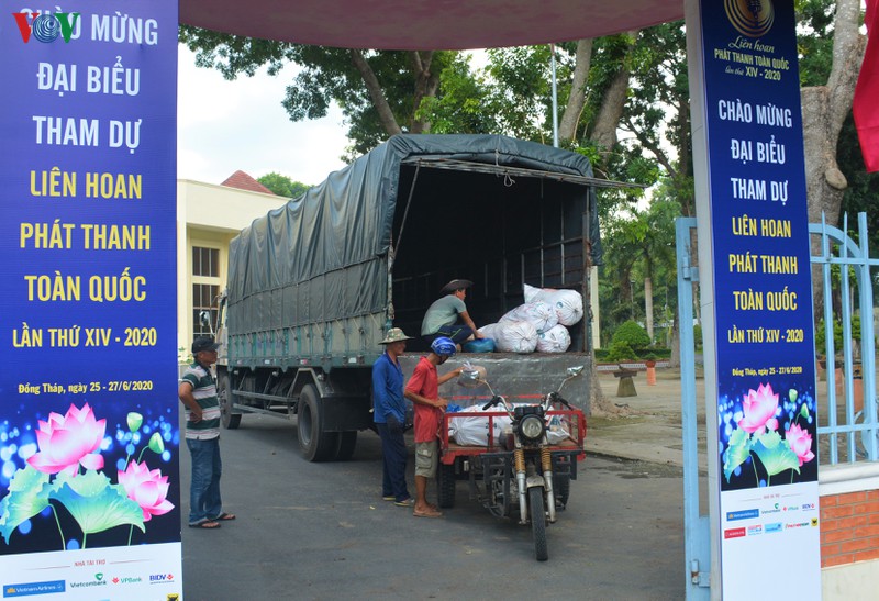"dat sen hong" san sang cho lien hoan phat thanh toan quoc lan thu xiv hinh 11