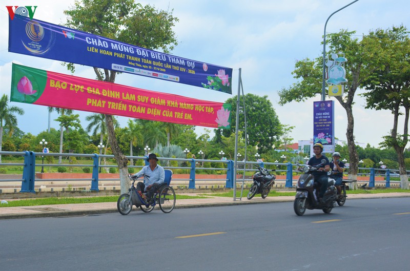 "dat sen hong" san sang cho lien hoan phat thanh toan quoc lan thu xiv hinh 14