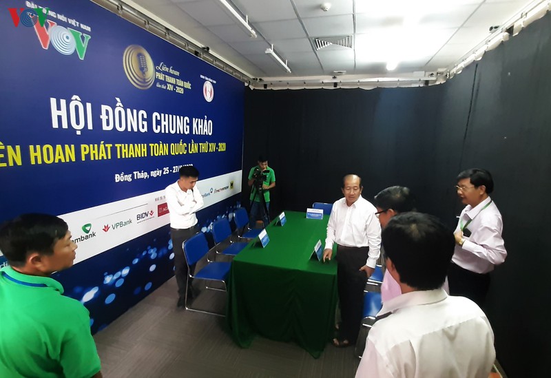 "dat sen hong" san sang cho lien hoan phat thanh toan quoc lan thu xiv hinh 6