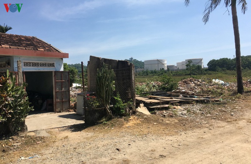 giai phong mat bang phuc vu mo rong nha may loc dau dung quat hinh 2