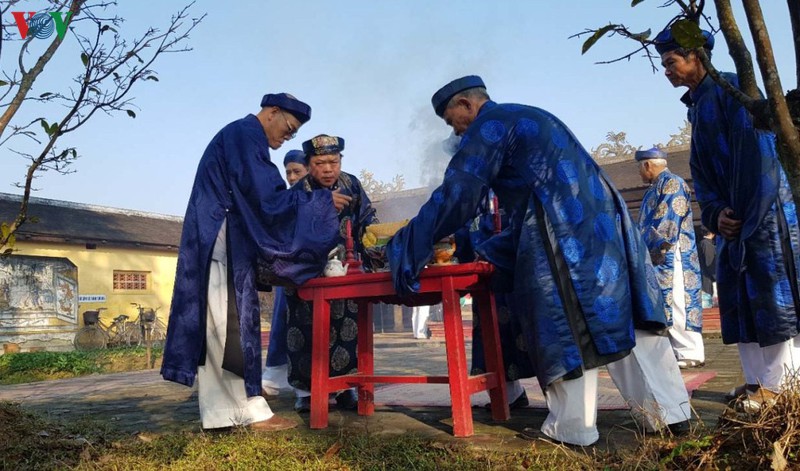 hue binh yen ngay 30 tet hinh 6