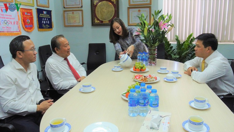 pho thu tuong truong hoa binh tham vov giao thong chieu 30 tet hinh 1