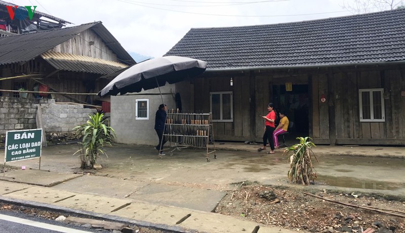 cuoc song nguoi dan bac kan dan on dinh tro lai sau nan ruoi nhang hinh 1