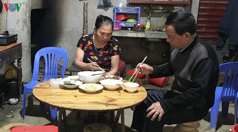 cuoc song nguoi dan bac kan dan on dinh tro lai sau nan ruoi nhang hinh 2