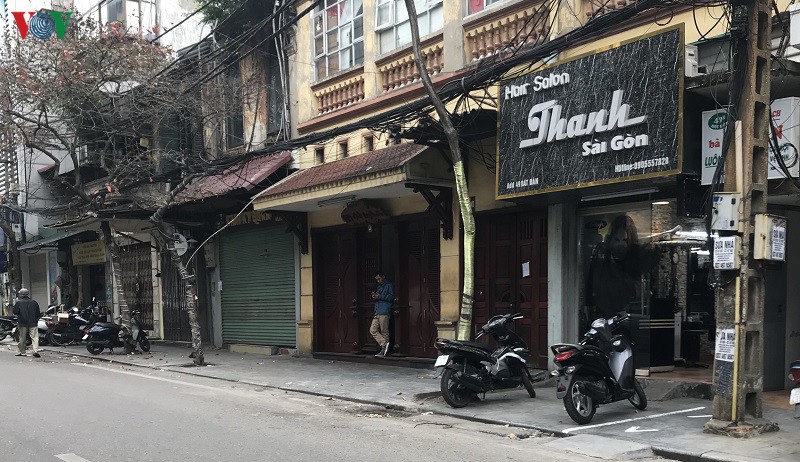 hang quan dong cua hang loat thoi covid-19 o ha noi hinh 3