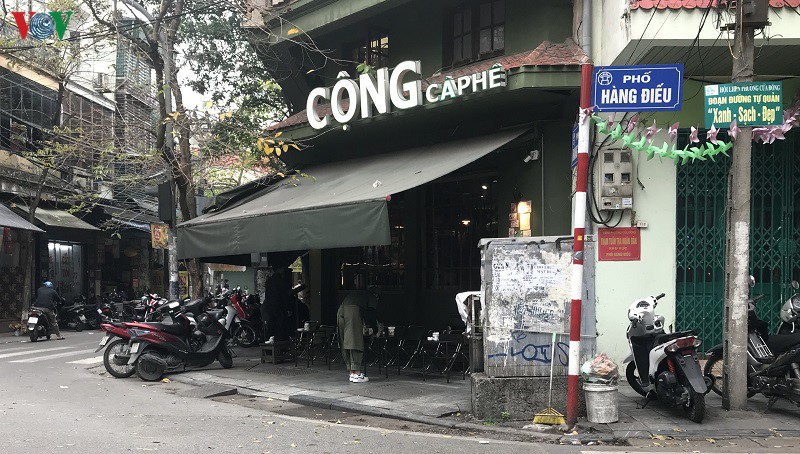 hang quan dong cua hang loat thoi covid-19 o ha noi hinh 7