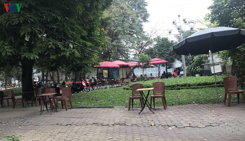 hang quan dong cua hang loat thoi covid-19 o ha noi hinh 8