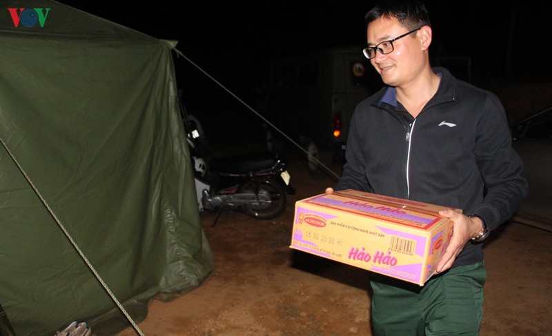 theo chan bo doi bien phong chan dich covid-19 noi bien gioi son la hinh 9