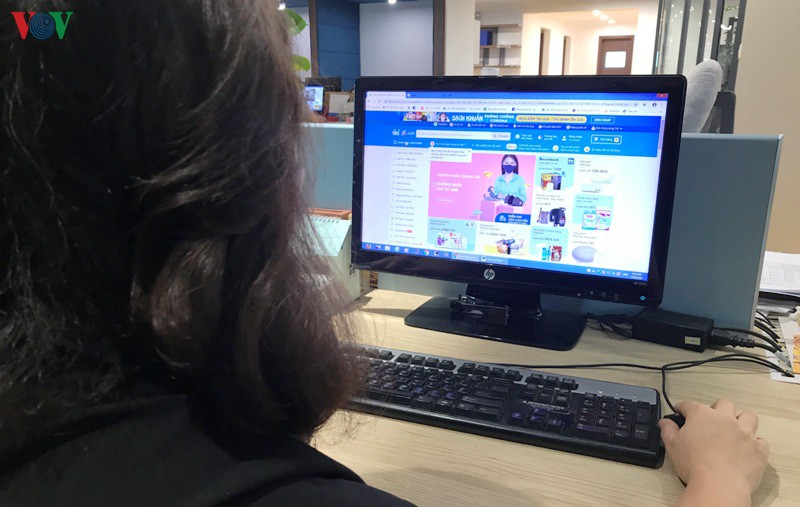 dat do an online - xu huong moi trong mua dich hinh 1