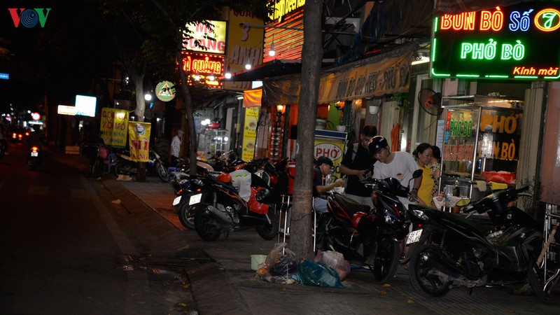 nhieu nha hang, quan nhau phot lo chi dao dong cua cua ubnd tphcm hinh 6