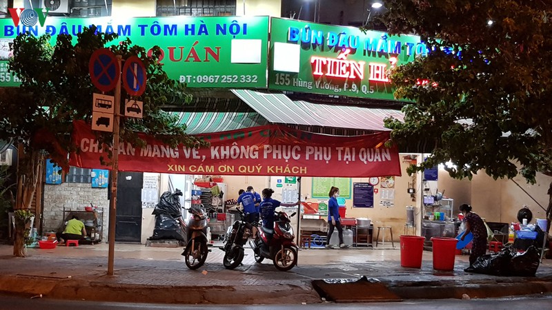nhieu nha hang, quan nhau phot lo chi dao dong cua cua ubnd tphcm hinh 8