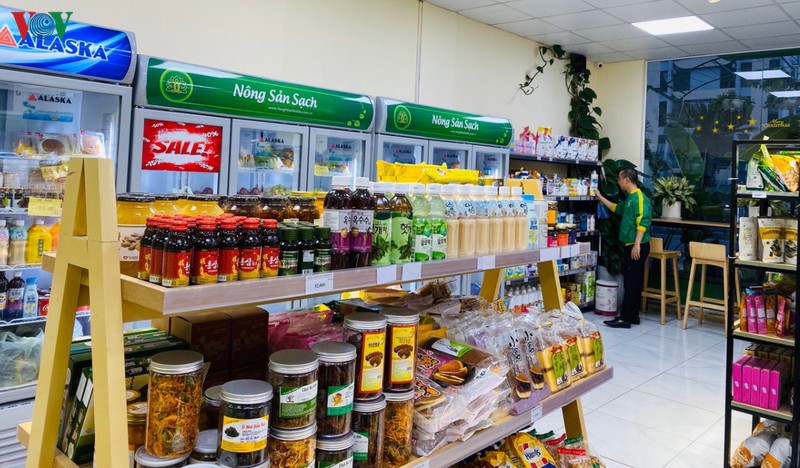 ban hang da kenh duy tri suc canh tranh hinh 1